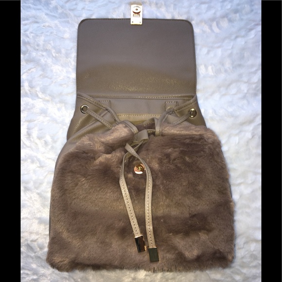 🌼bebe Dorothea Backpack Soft Faux Fur Taupe🌸🎒🎓 - Picture 5 of 8